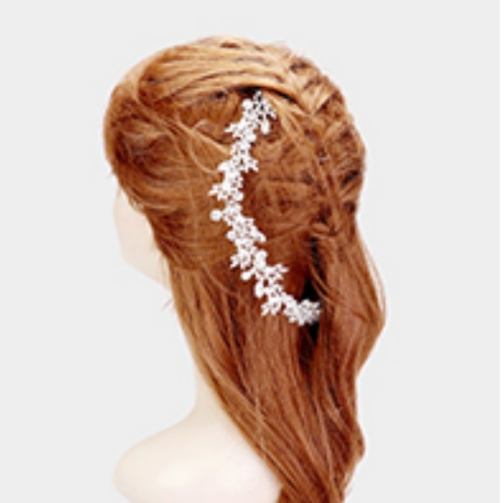 Flower/Rhinestone Leaf Hair Accessory Vine